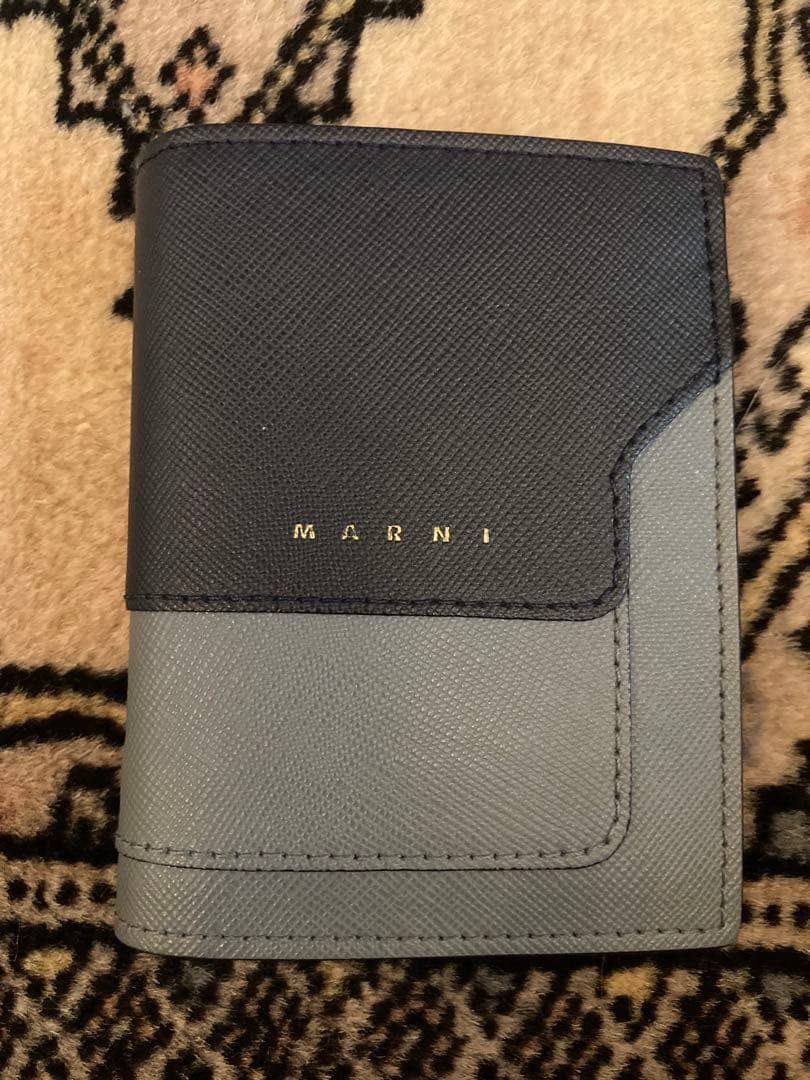 MARNI 二つ折り財布 ネイビー/グレー