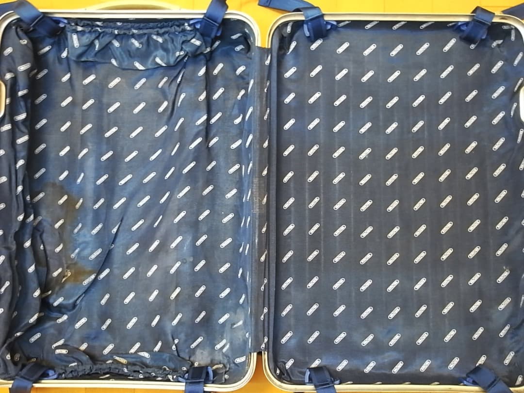 ◇リモワ TOPAS/トパーズ 機内持込可サイズ◇メンテナンス・クリーニング済み