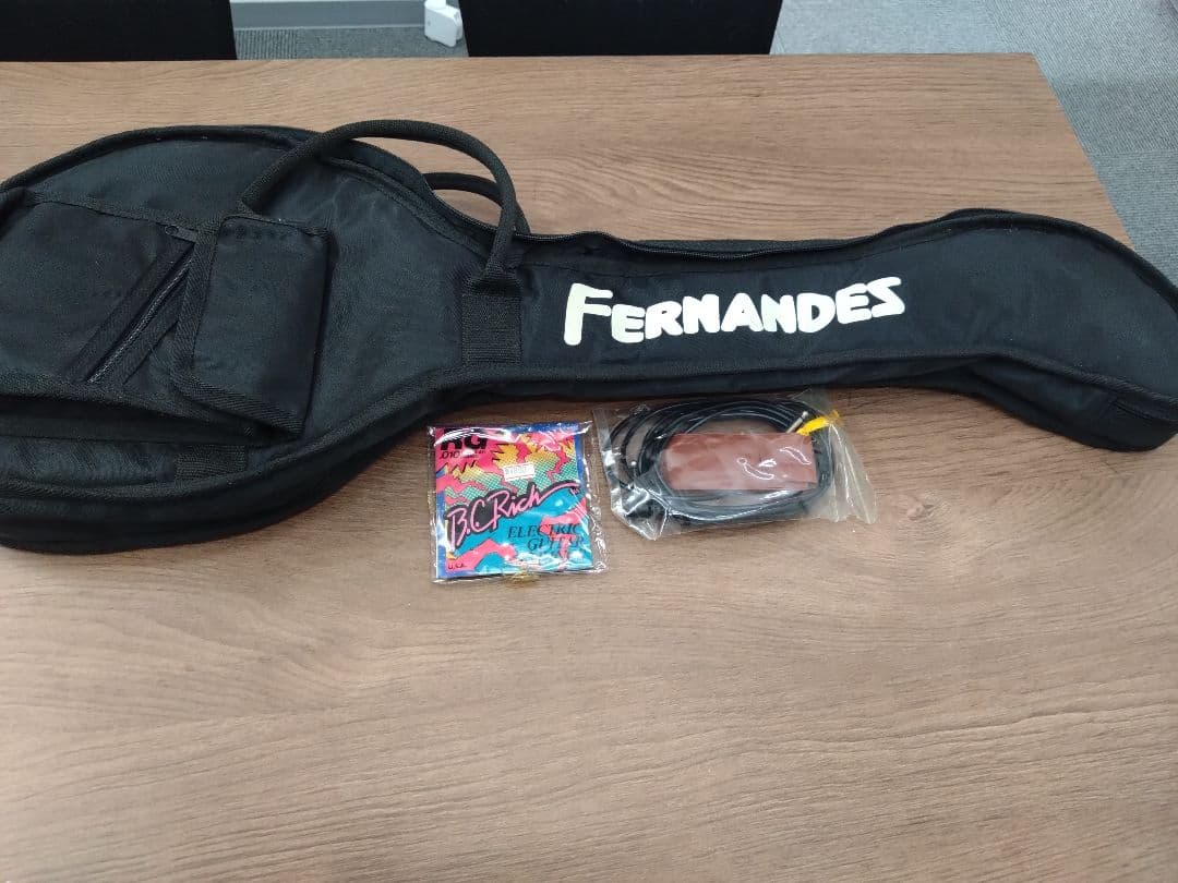 FERNANDES　フェルナンデス　エレキギター ZO-3　アンプ故障