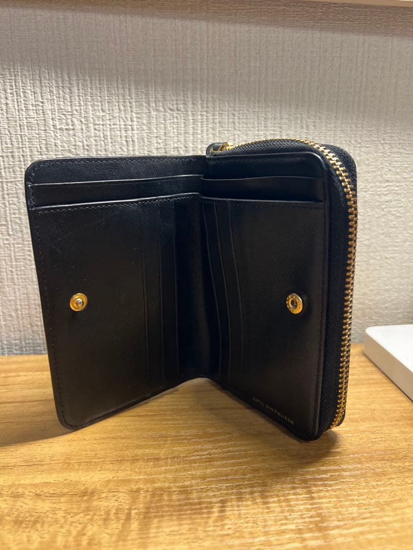 ANYA HINDMARCH スマイリーラウンドジップ　ウォレット　二つ折り財布