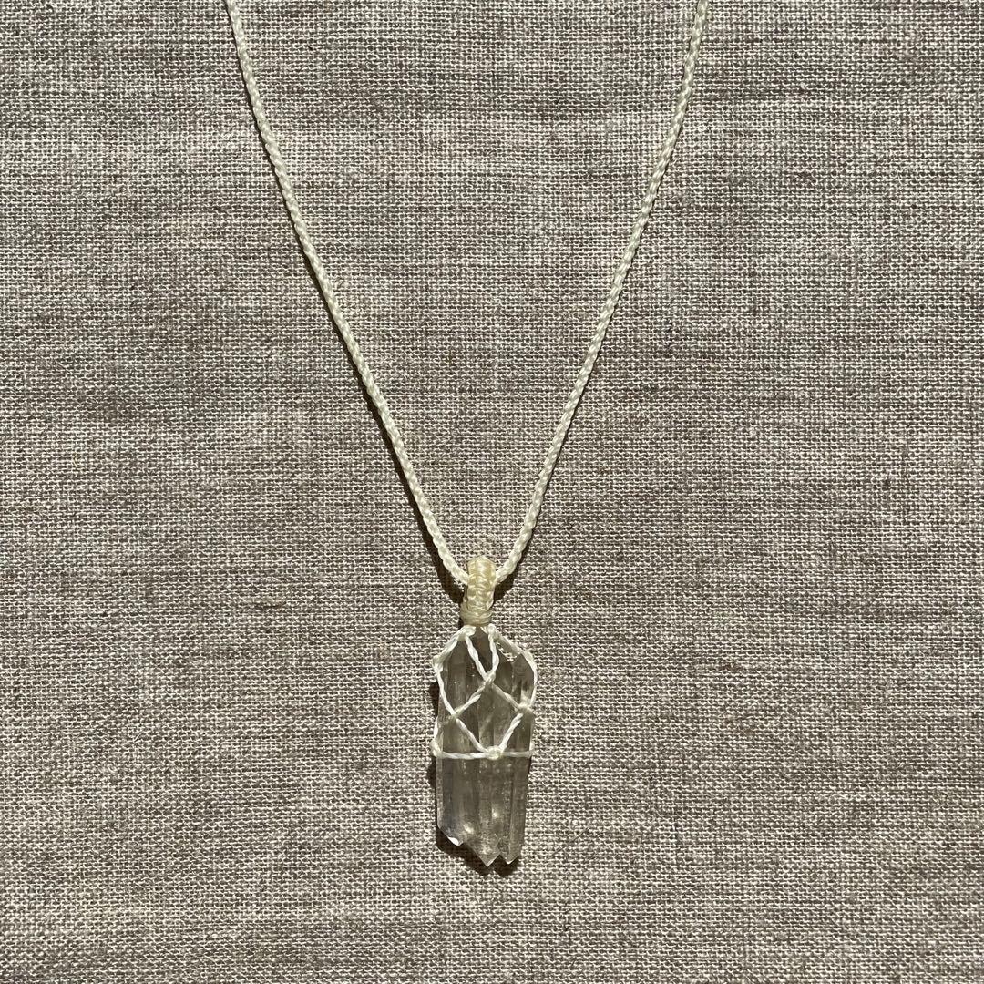 ヒマラヤ水晶 ＊ マクラメネックレス ペンダント