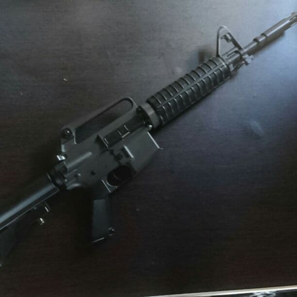エアガン M4 18歳以上 電動ガン 値下げの場合はコメント下さい
