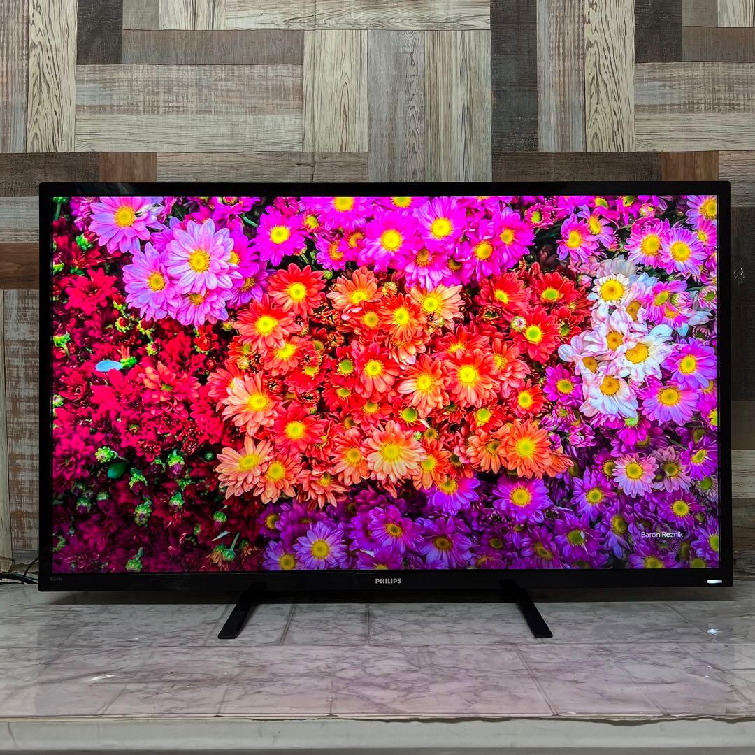 即日受渡❣️全国送料込フィリップス4K 4画面出力43型モニター 臨場サラウンド