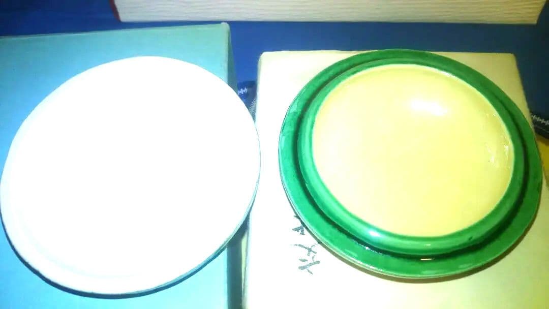 香合、コ_チ大牡丹、中村翠嵐作。