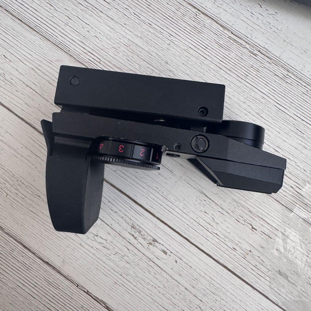 東京マルイMP7A1 GBB + サプレッサー + レッドドットサイト