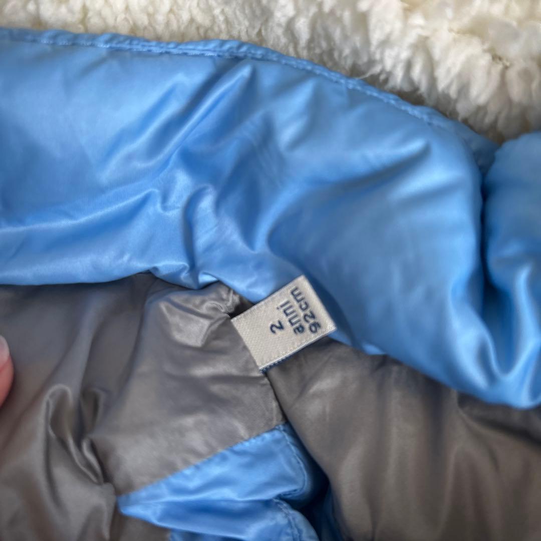 モンクレール フード付きダウンベスト