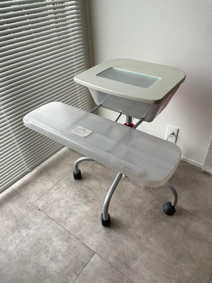 iMac G3 Apple パソコンデスク　クリア素材　y2k スペーシー