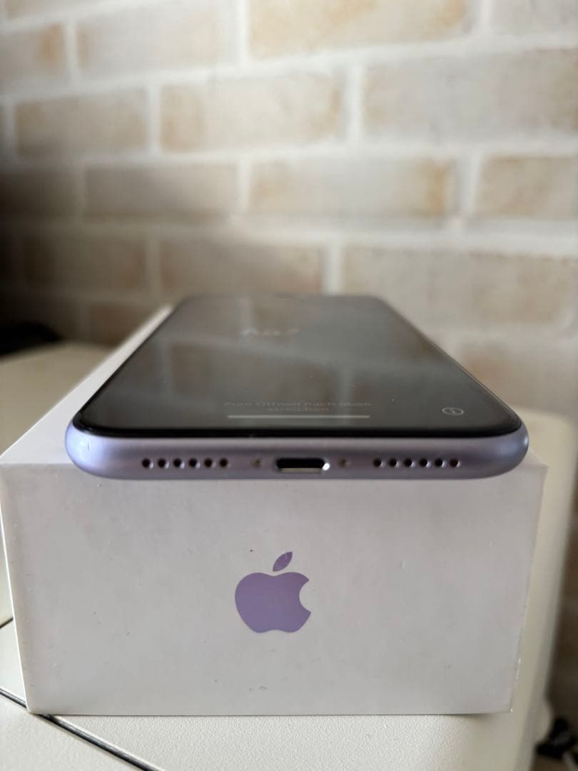 携帯電話本体 iPhone11 128GB