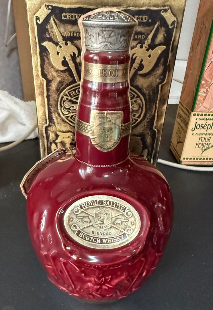  Salute 21年 ロイヤルサルート 古酒 未開封