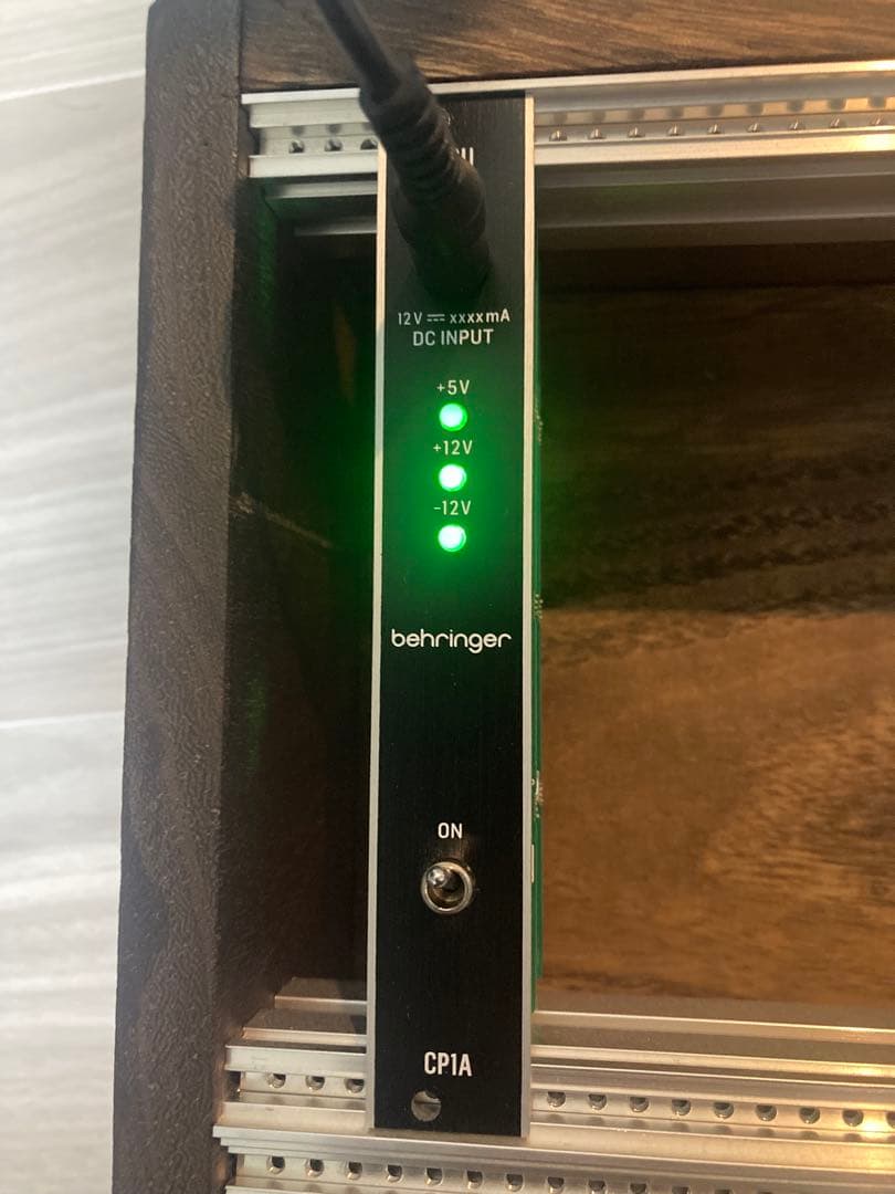 CP1A 電源モジュール　behringer ユーロラック　モジュラーシンセ
