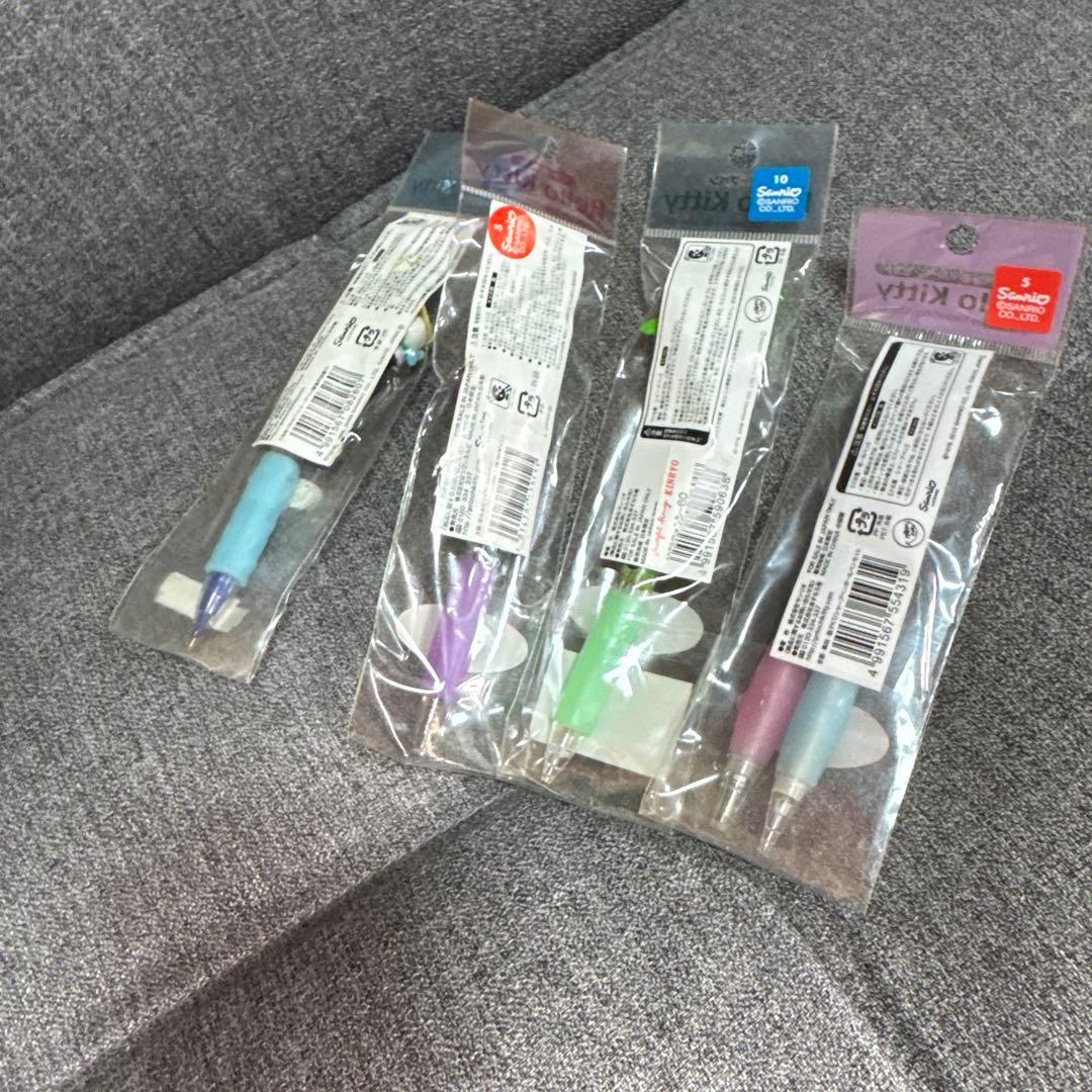 ♡ハローキティ♡ご当地　根付ストラップ/ボールペンなど38個　未開封多数