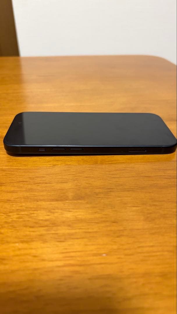 iPhone 15 256GB SIMフリー