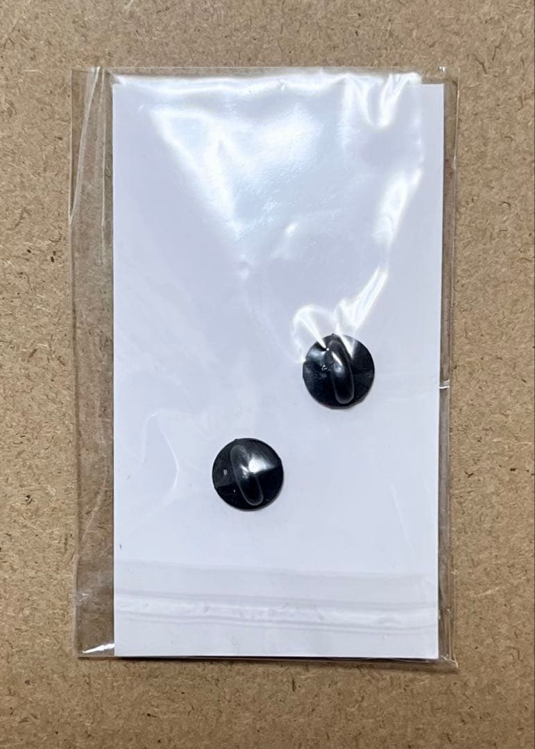 ハズビンホテル HAZBIN HOTEL ピンバッジ 水着 チャーリー