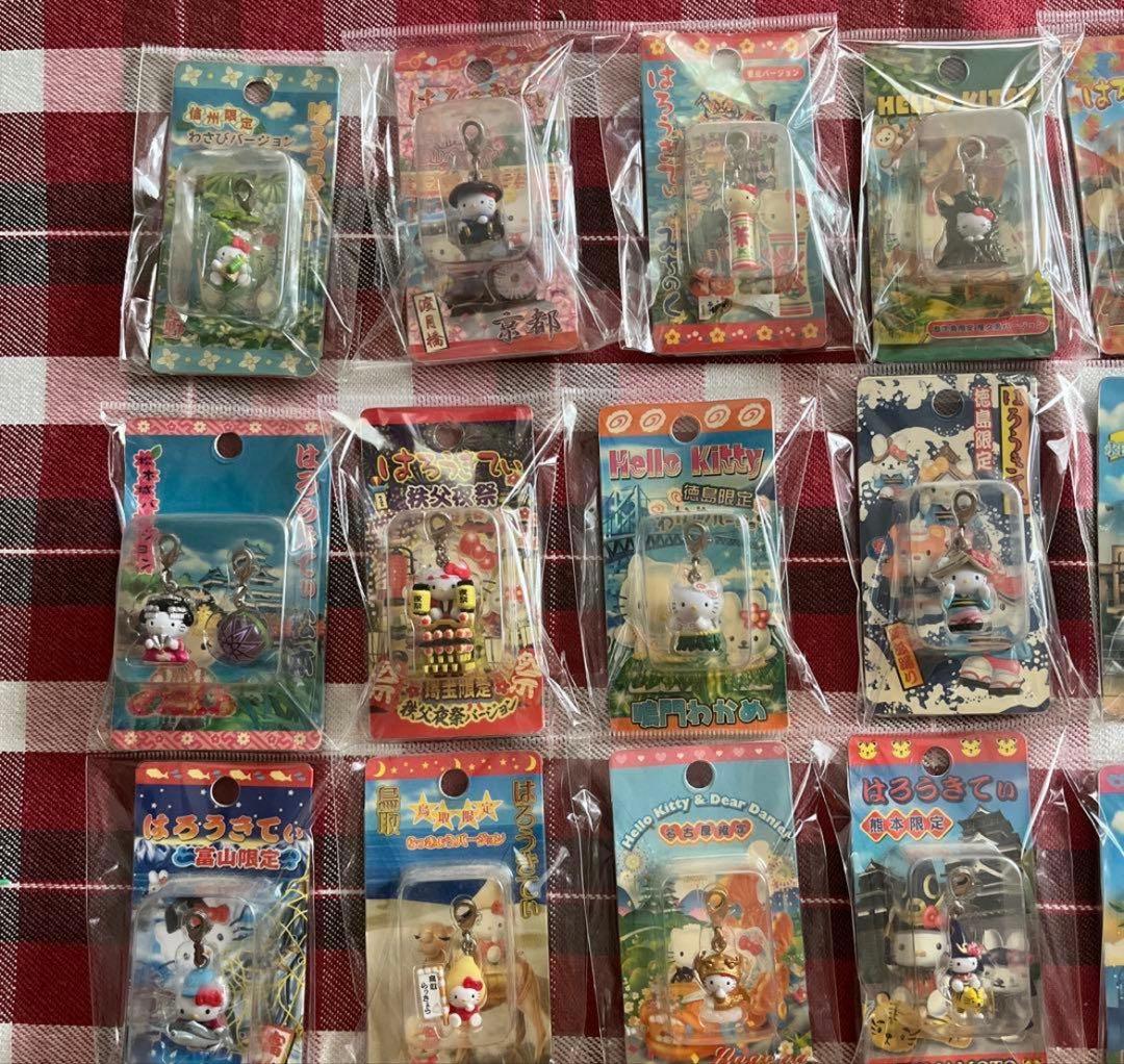 59個　ご当地ハローキティ キーホルダー ファスナーマスコット ストラップ