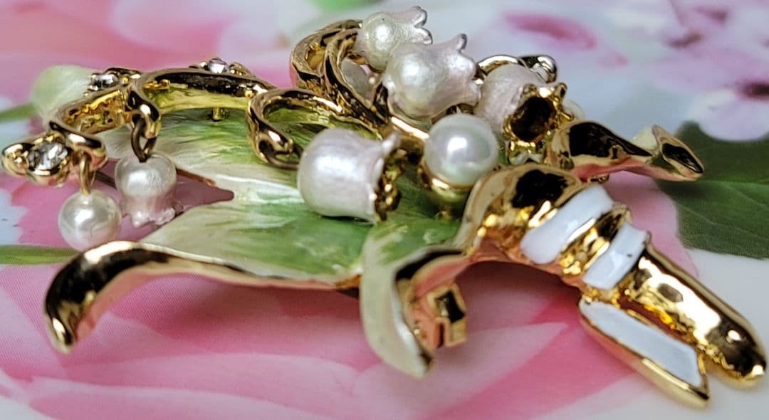 ヴァンドームブティック　ブローチ　スズラン　すずらん　鈴蘭