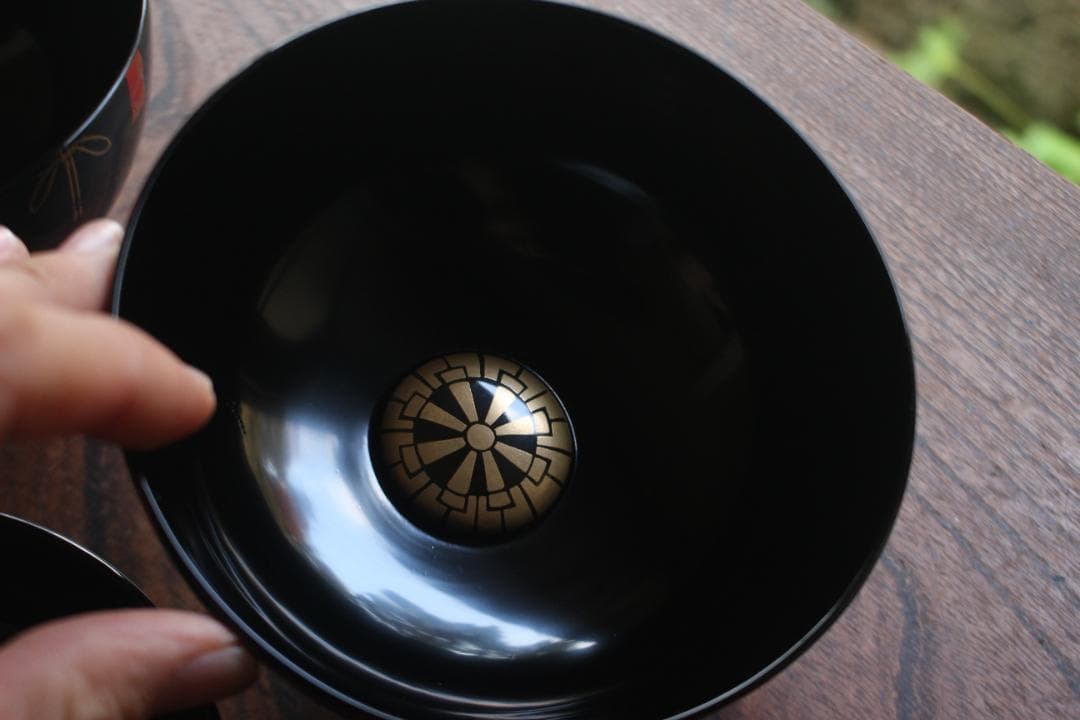 時代逸品！上質黒漆に極上水葵御所車蒔絵の映えるお椀2点（検輪島塗京塗蒔絵椀