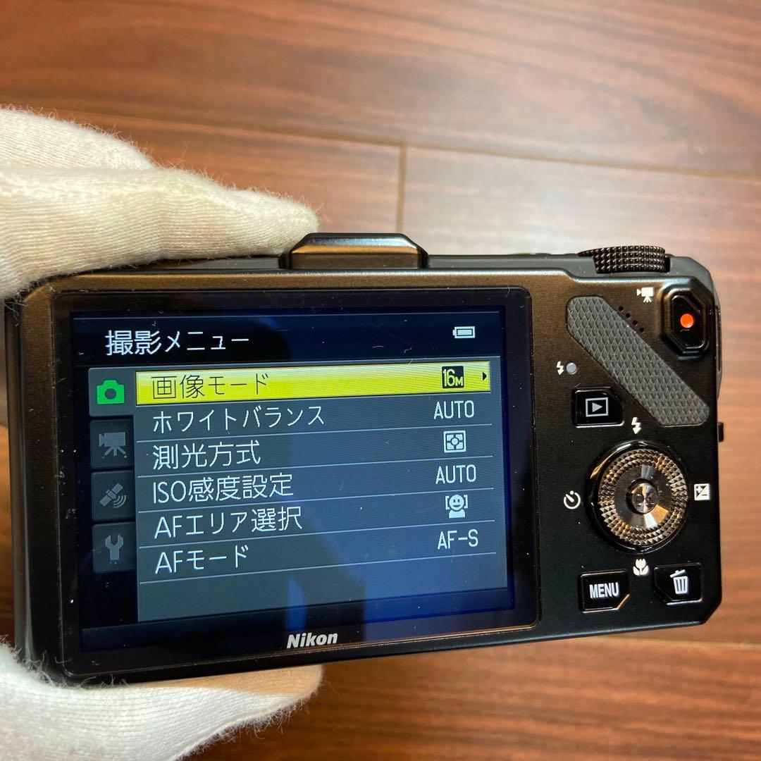 Nikon coolpix S9300 デジカメ 4895