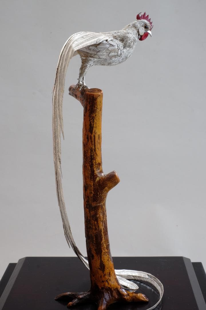 光則作　大淵武則　純銀製　尾長鶏　ガラスケース　収納箱　 純銀 ガラスケース付