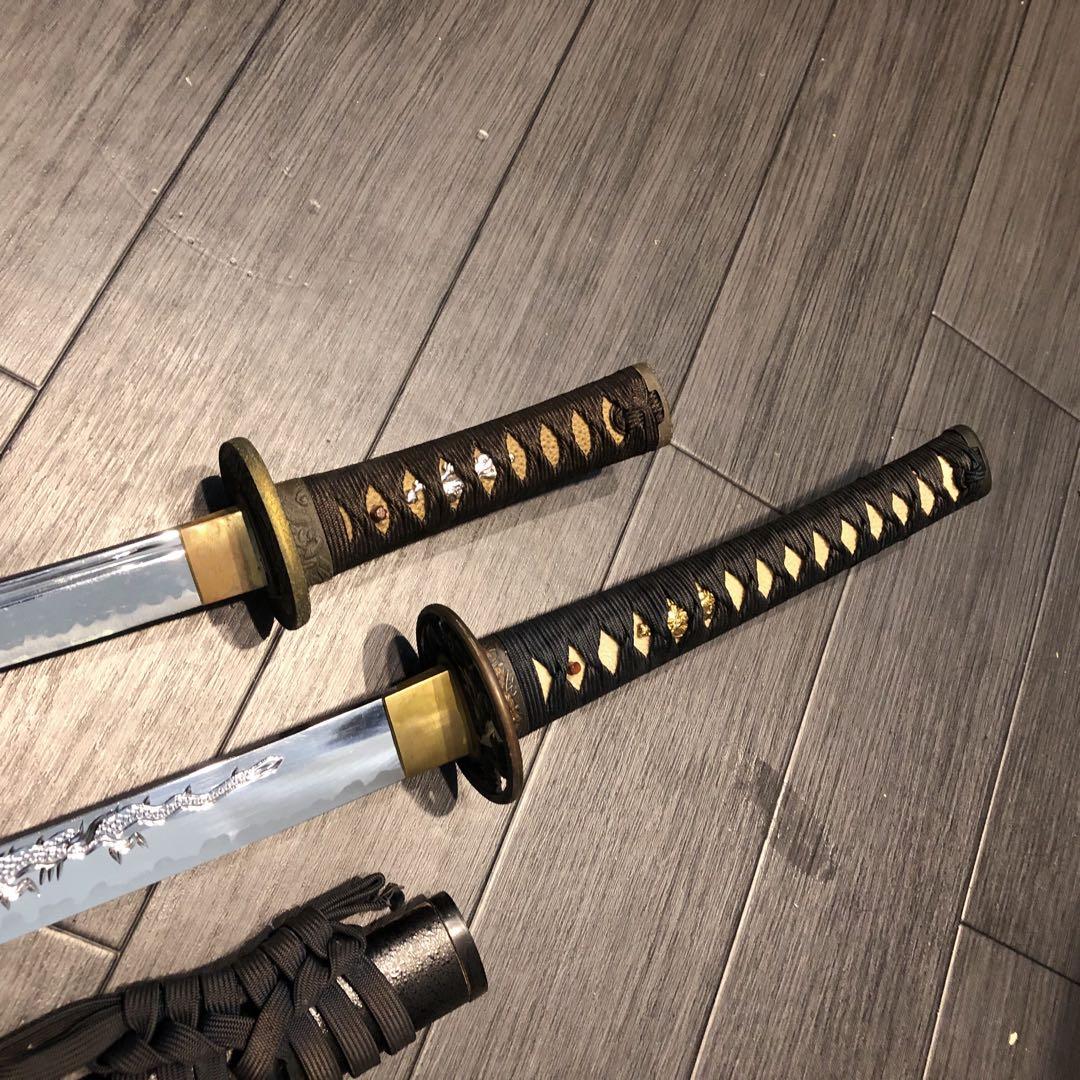 本格模造刀　龍梵字刻印　居合刀　 美術刀剣　太刀　脇差　大小セット　緑拵え
