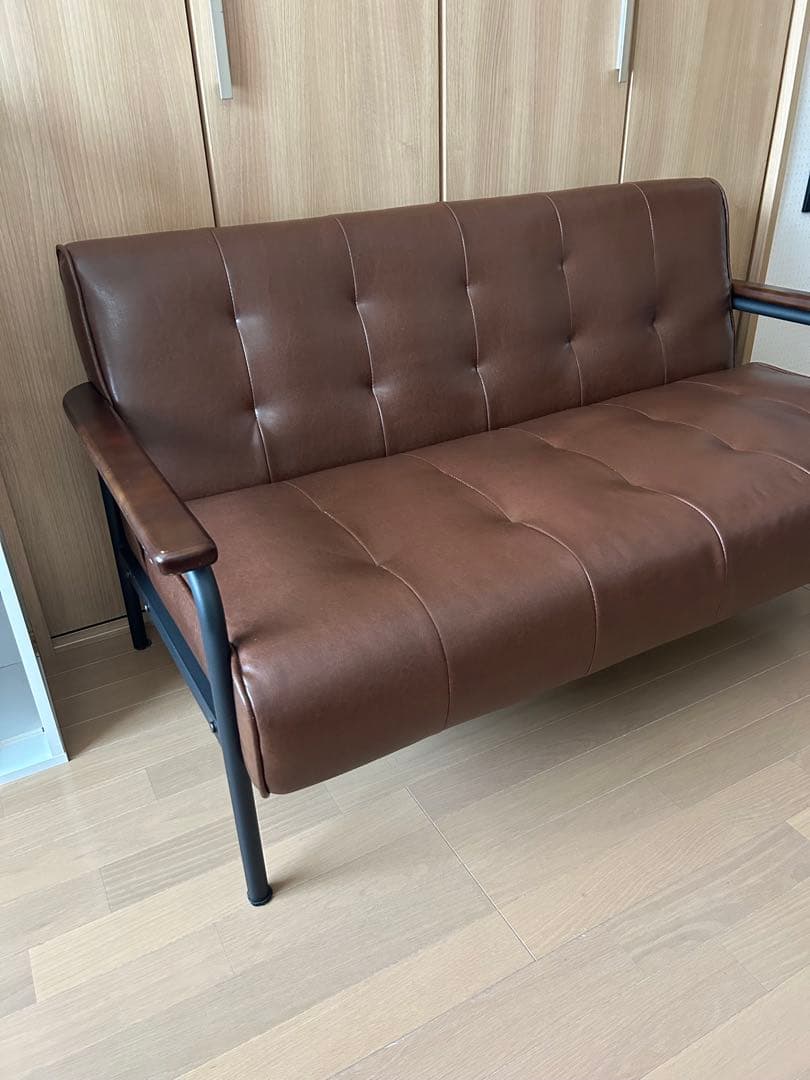 ブラウン合成皮革ソファ