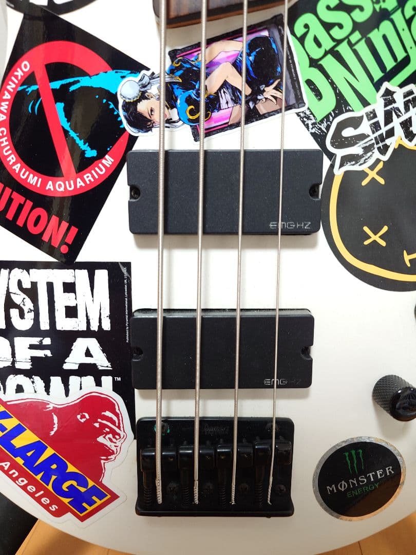 アイバニーズ　イバニーズ　Ibanez ベース　EMG