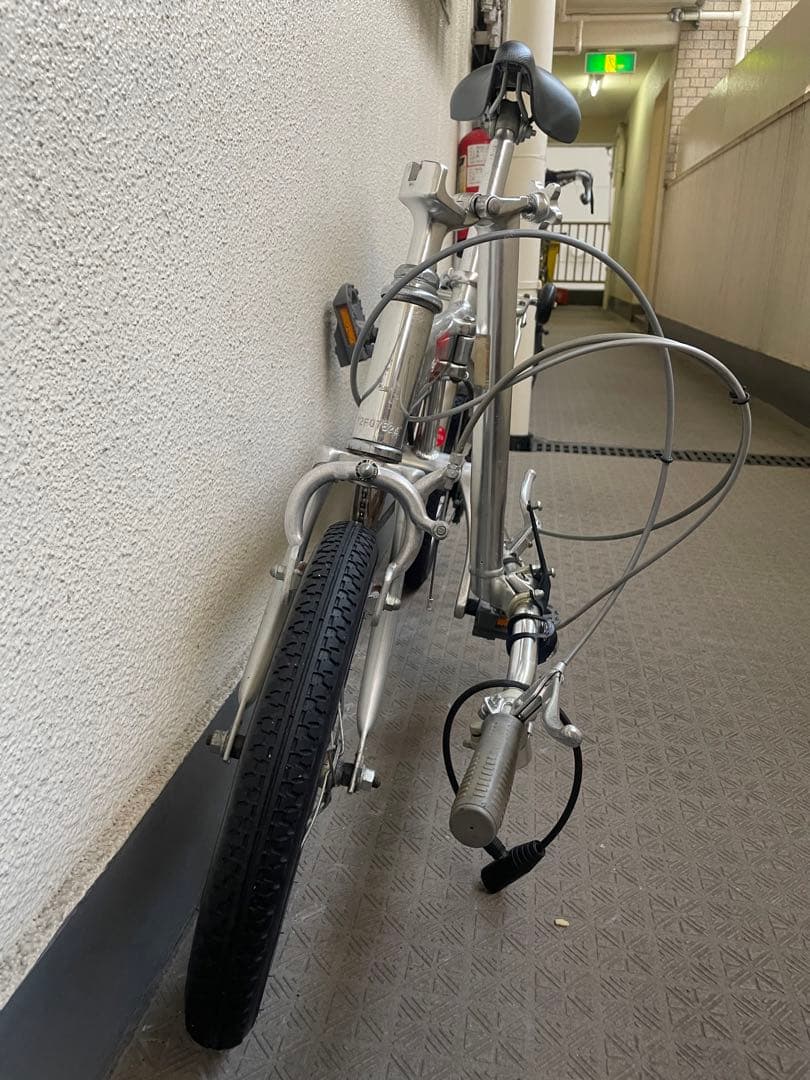 折りたたみ自転車 シルバー コンパクト　Coleman