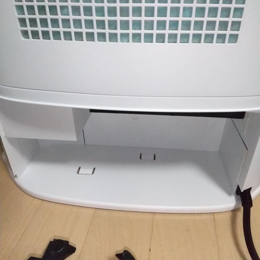 一通りクリーニング済み✨届けばそのまま使って頂けます➰シャープ加湿ファンヒーター