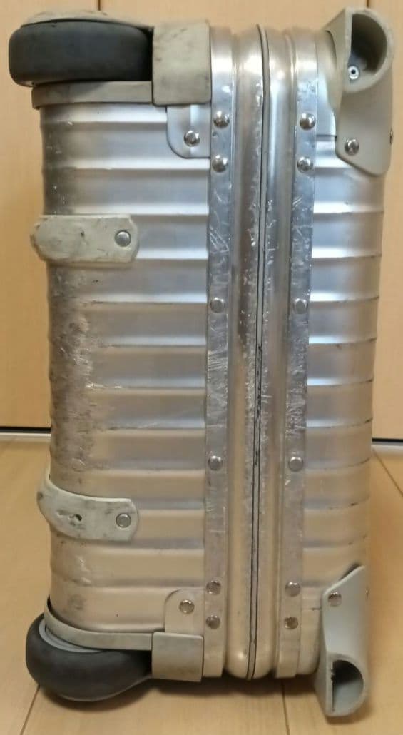 RIMOWA リモワ トパーズ アルミ 32L 2輪 機内持込可　廃盤　青ロゴ