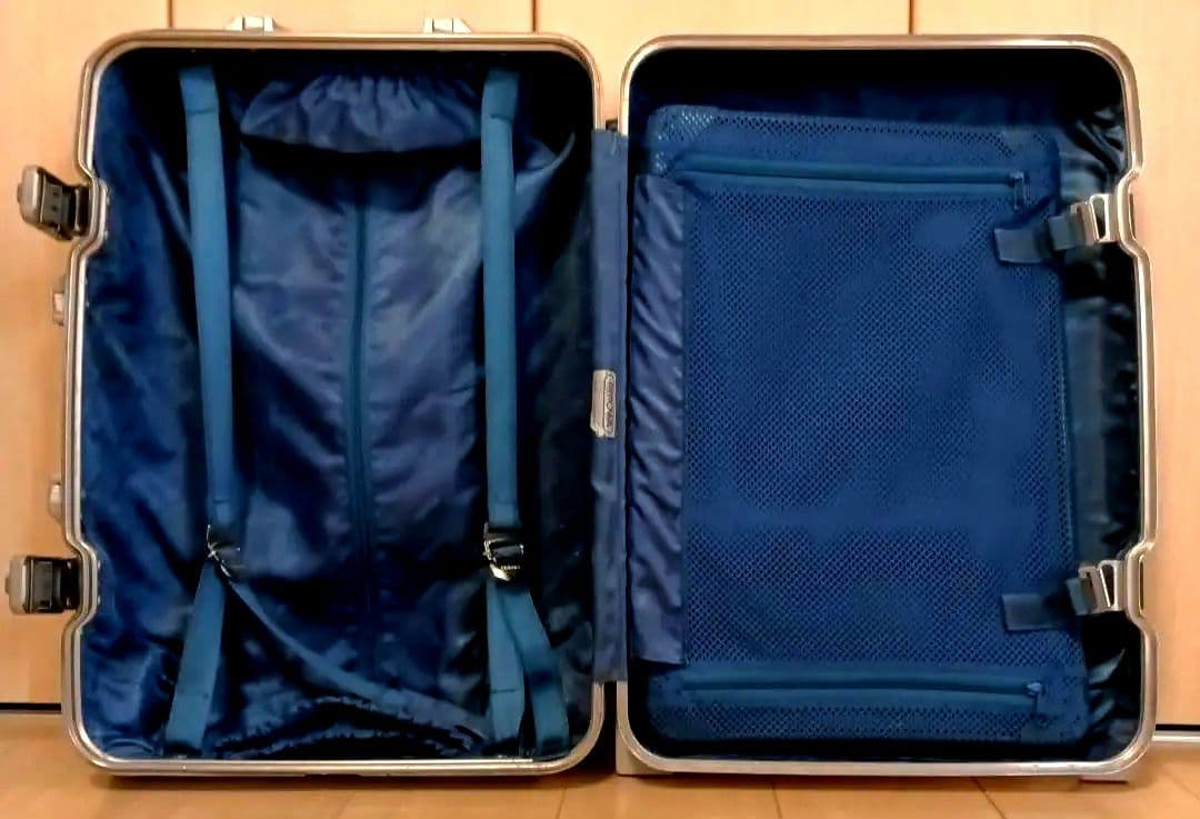 RIMOWA リモワ トパーズ アルミ 32L 2輪 機内持込可　廃盤　青ロゴ