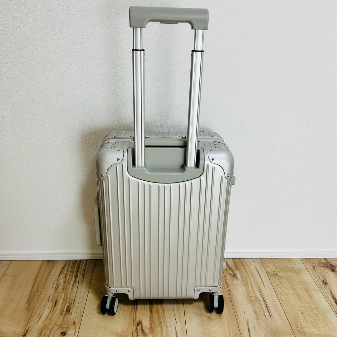 【新品未使用】【非売品】メルセデスベンツ　アルミスーツケース32L