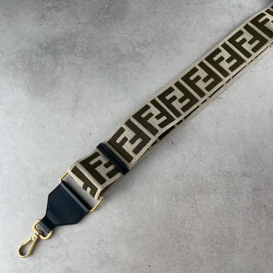 極美品✨ FENDI フェンディ ストラップ ユー ズッカ ショルダーストラップ
