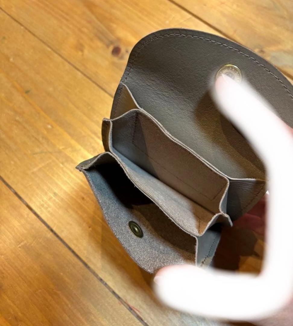 イルビゾンテ　コンパクトウォレット　カードケース