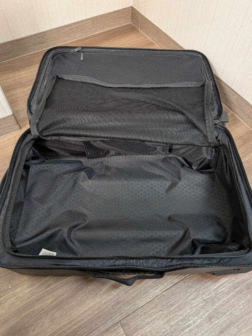【希少品】ノースフェイス ストラトライナー M 黒 キャリーバッグ