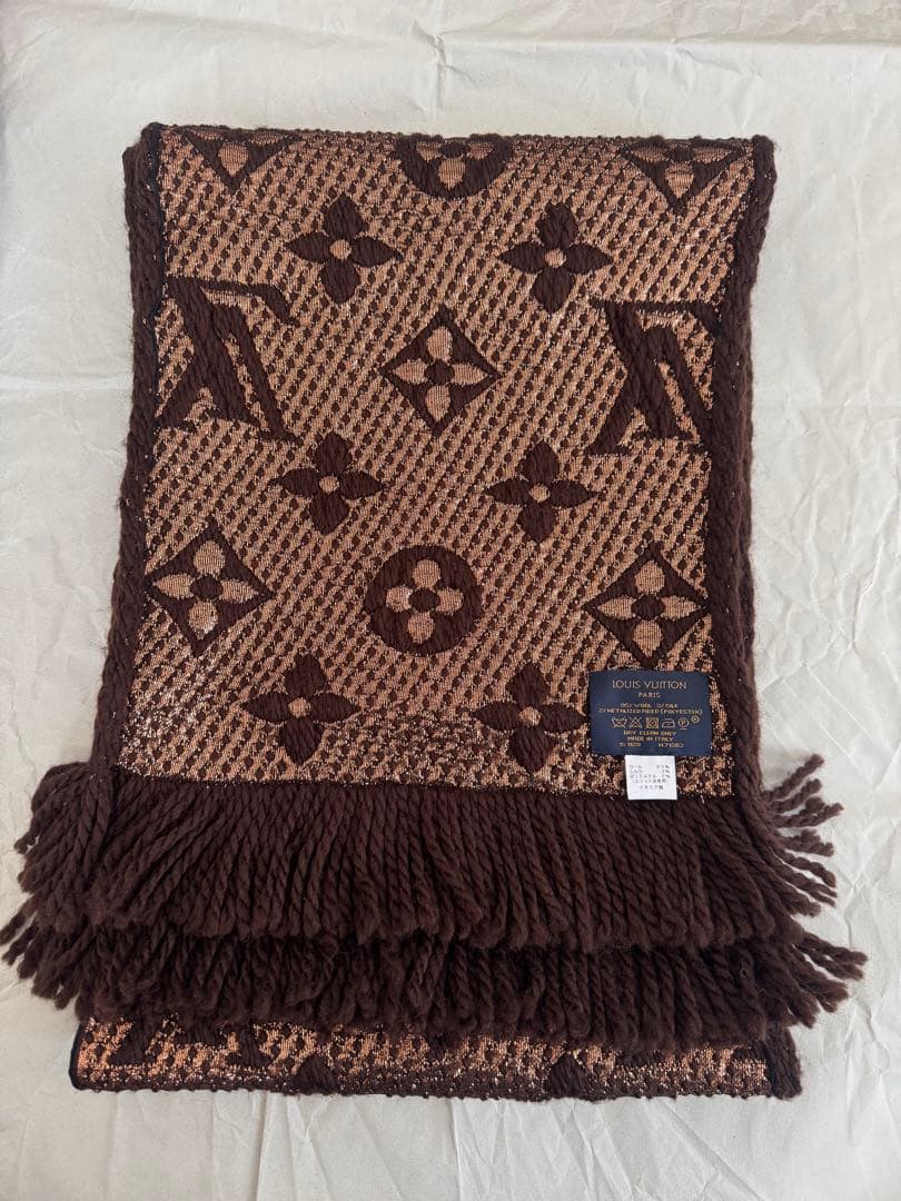 LOUIS VUITTON エシャルプ・ロゴマニアシャイン　マフラー