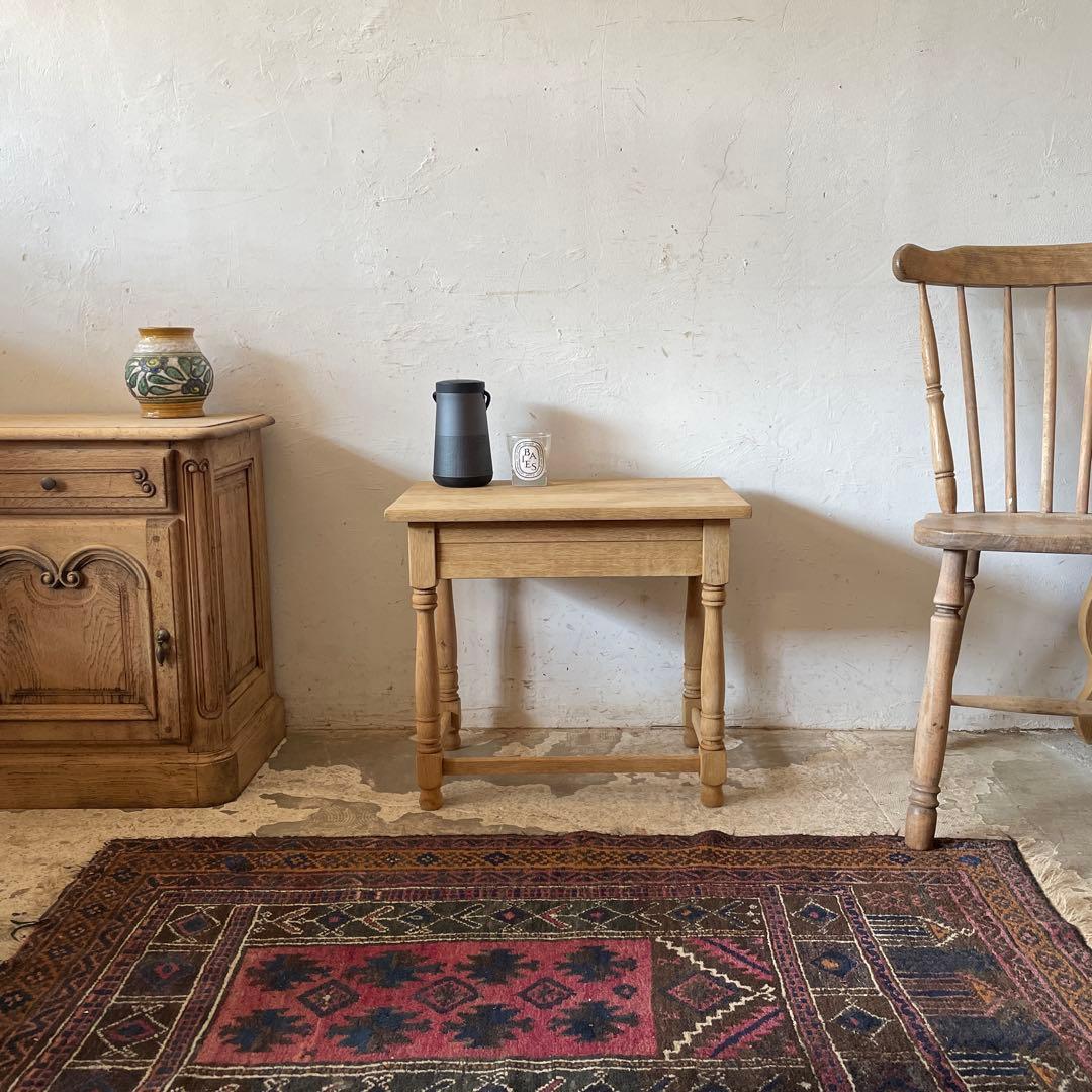 ビンテージ　サイドテーブル ベッドサイドテーブル　大　剥離