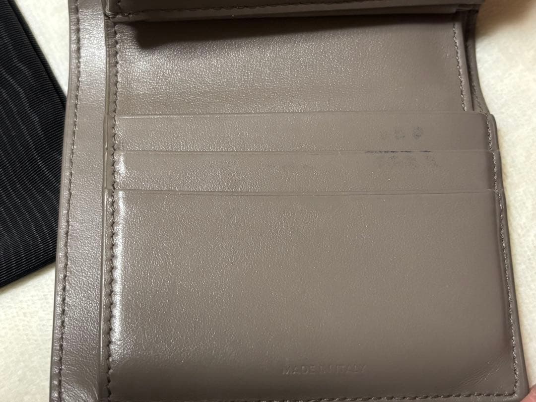 セリーヌ　二つ折り財布