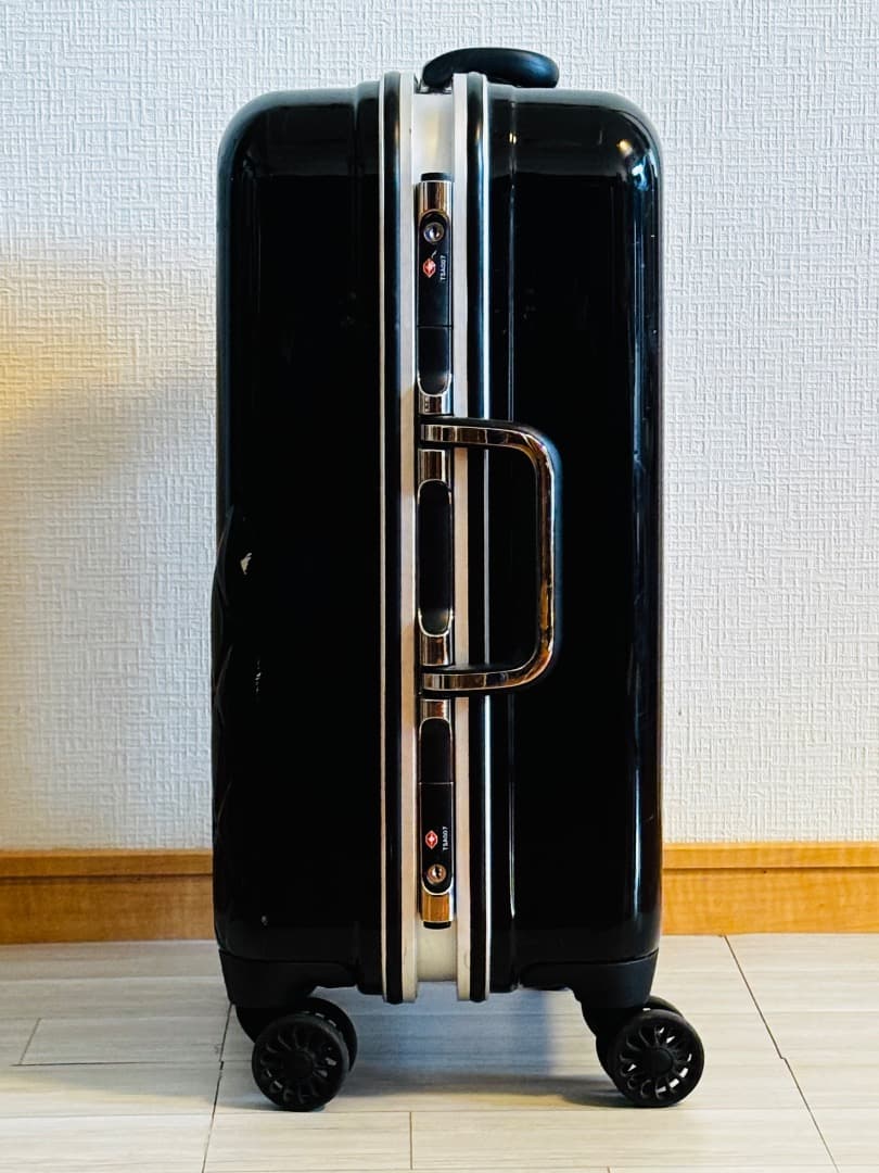 Mercedes-Benz オリジナルスーツケース