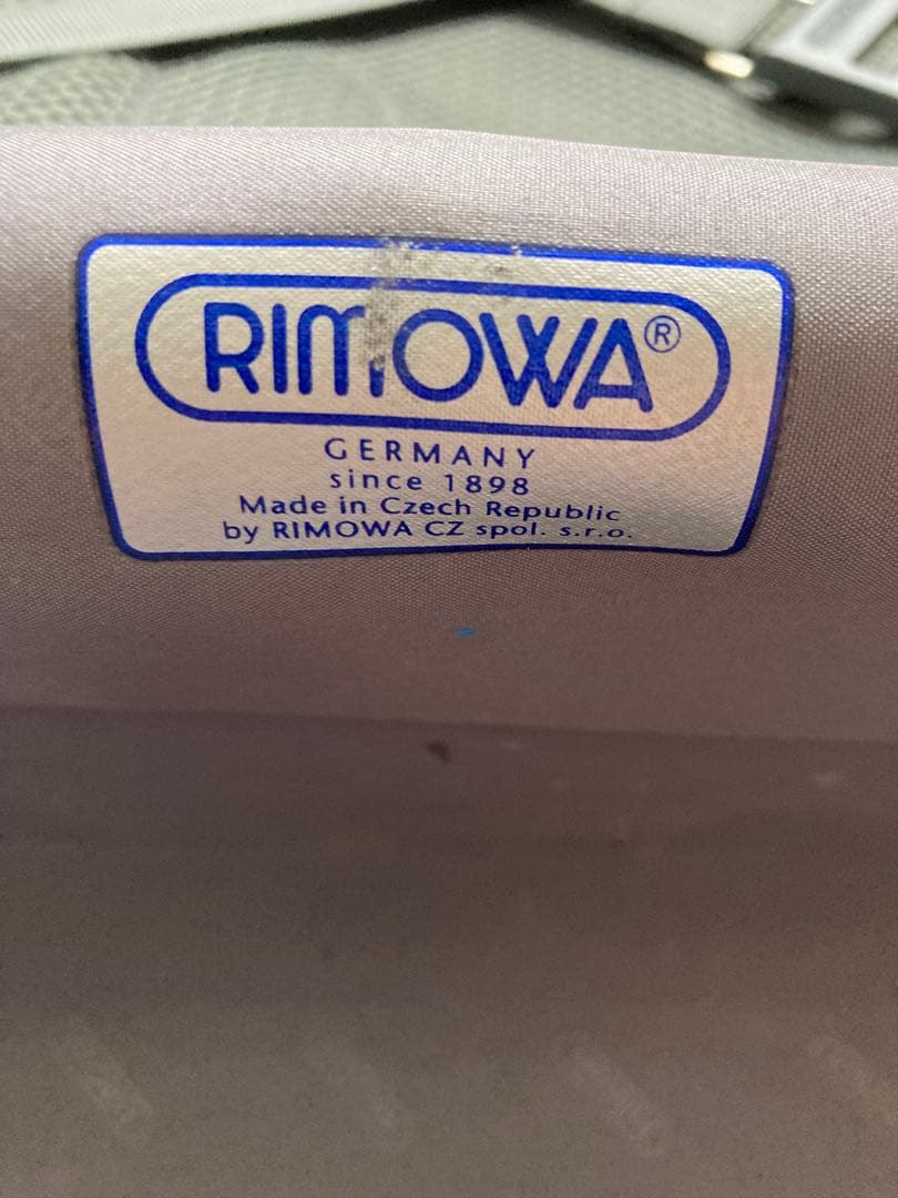 傷ありRIMOWA35Lキャリーケース