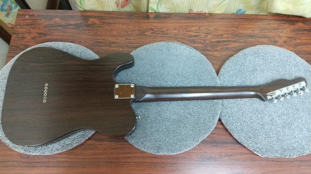 A テレキャスター　オールローズ風