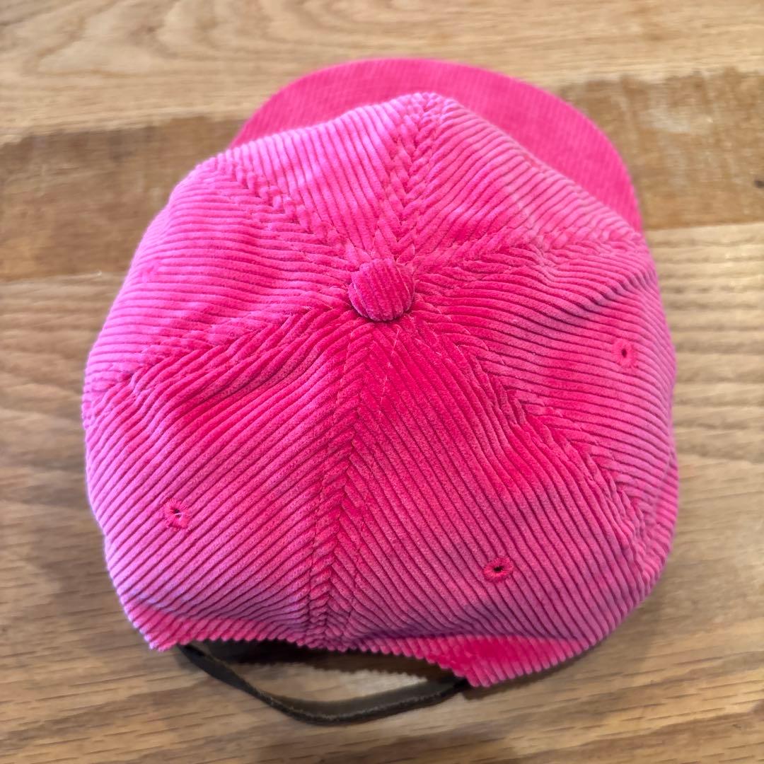 美品Supreme クラシックロゴ コーデュロイキャップ ピンク 刺繍ロゴ