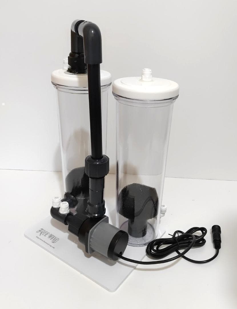 FREE WIND社製　カルシウムリアクター　カルシウムメデイア付き