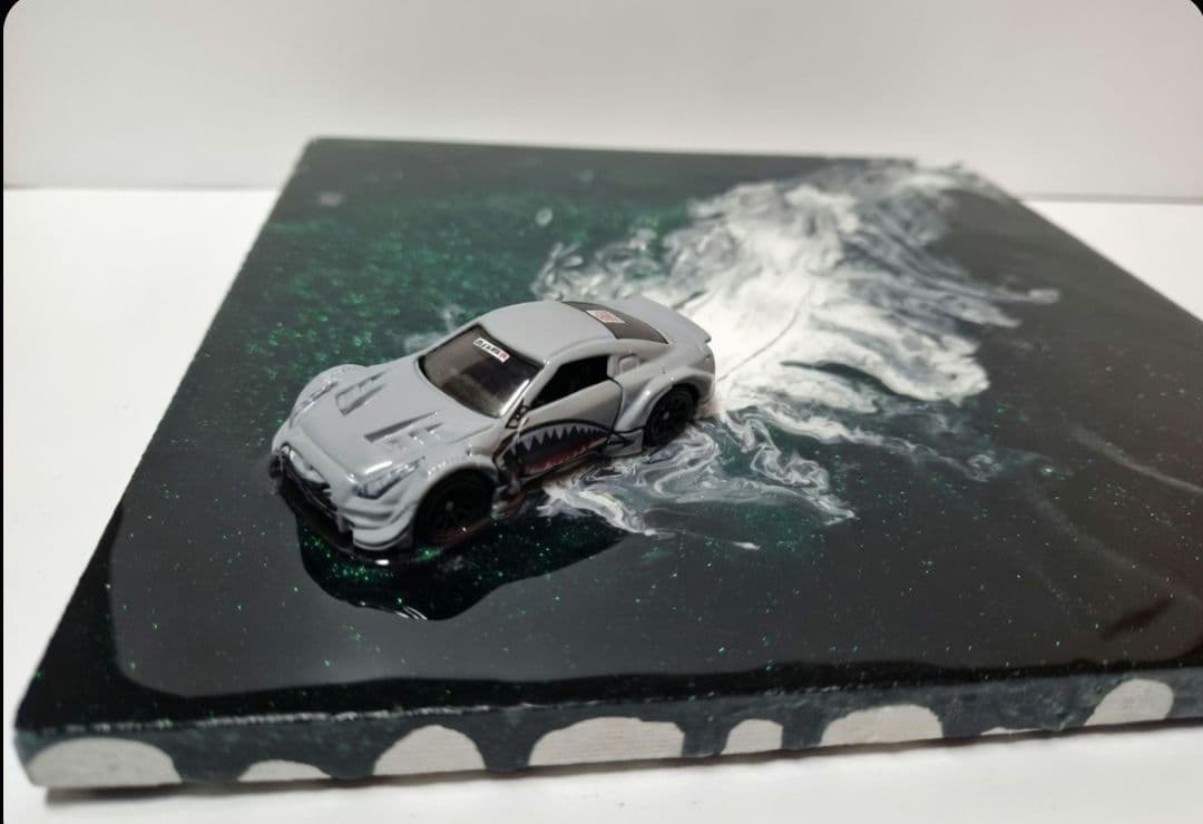 レジンジオラマ『シャークGT-R ディープオーシャンEsc』 壁掛けアート」