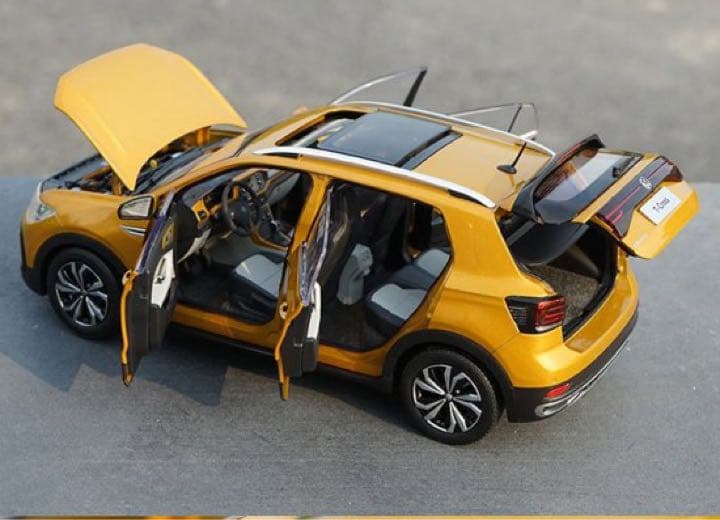 VW T-Cross 1/18ミニカー