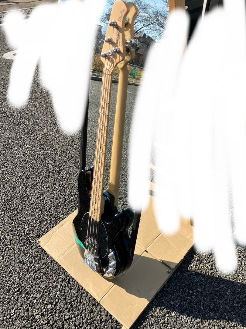 ち*る様 Sterling by Music Man StingRayエレキベー