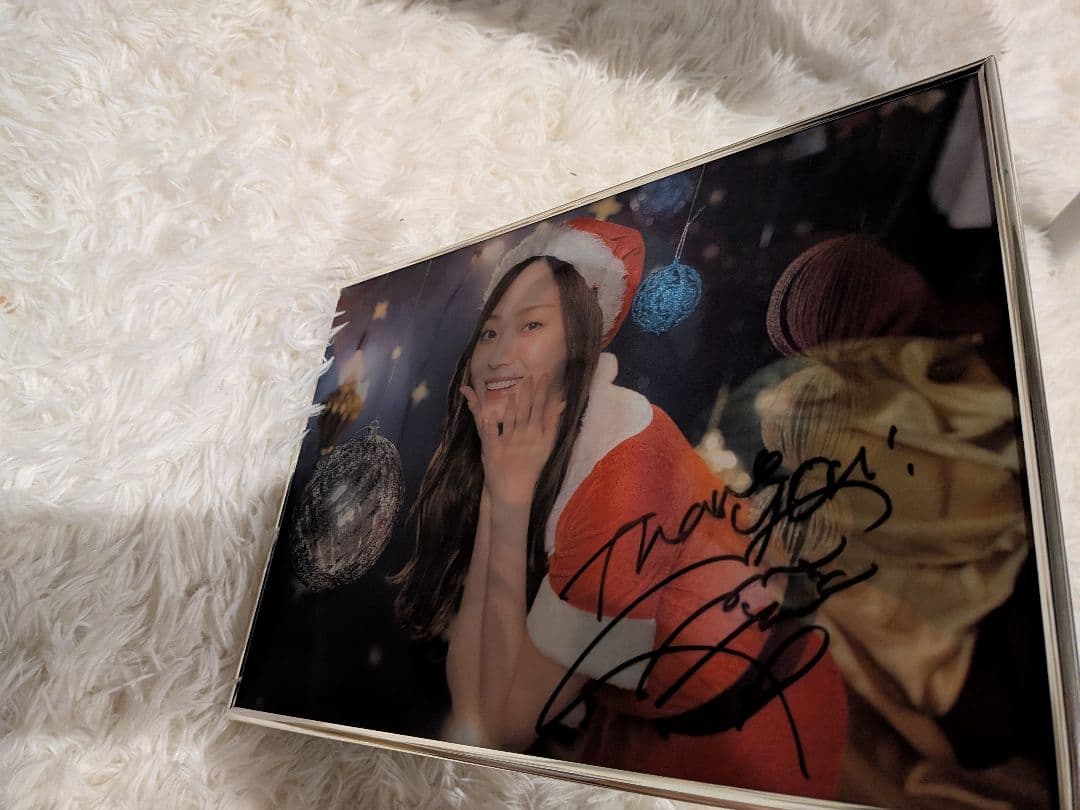 [あっきん出品 ]梅澤美波直筆サイン入りレンチキュラー