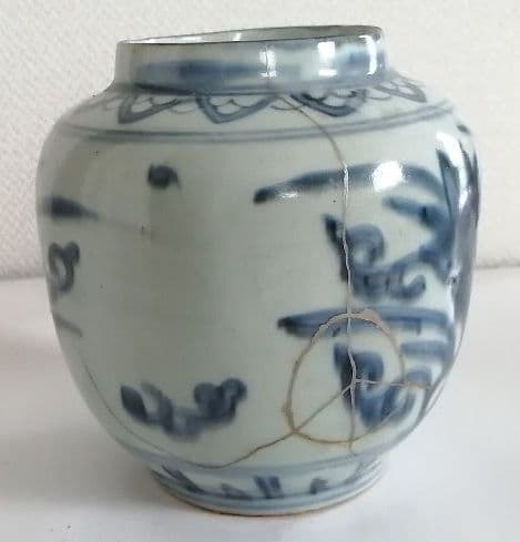 中国　景徳鎮　壺