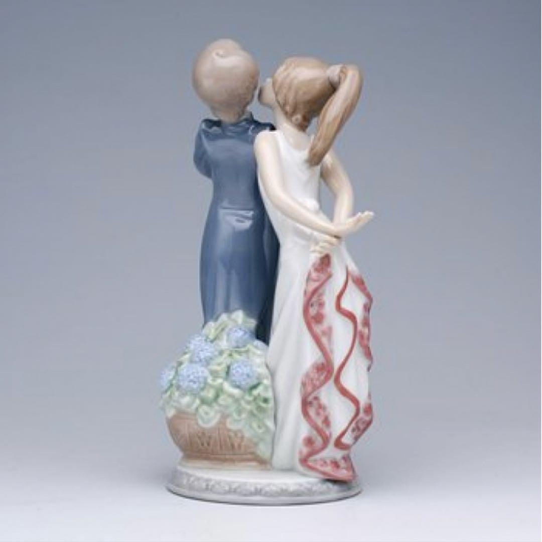 リヤドロ　LLADRO ＂すてきよ！LET'S MAKE UP＂05555