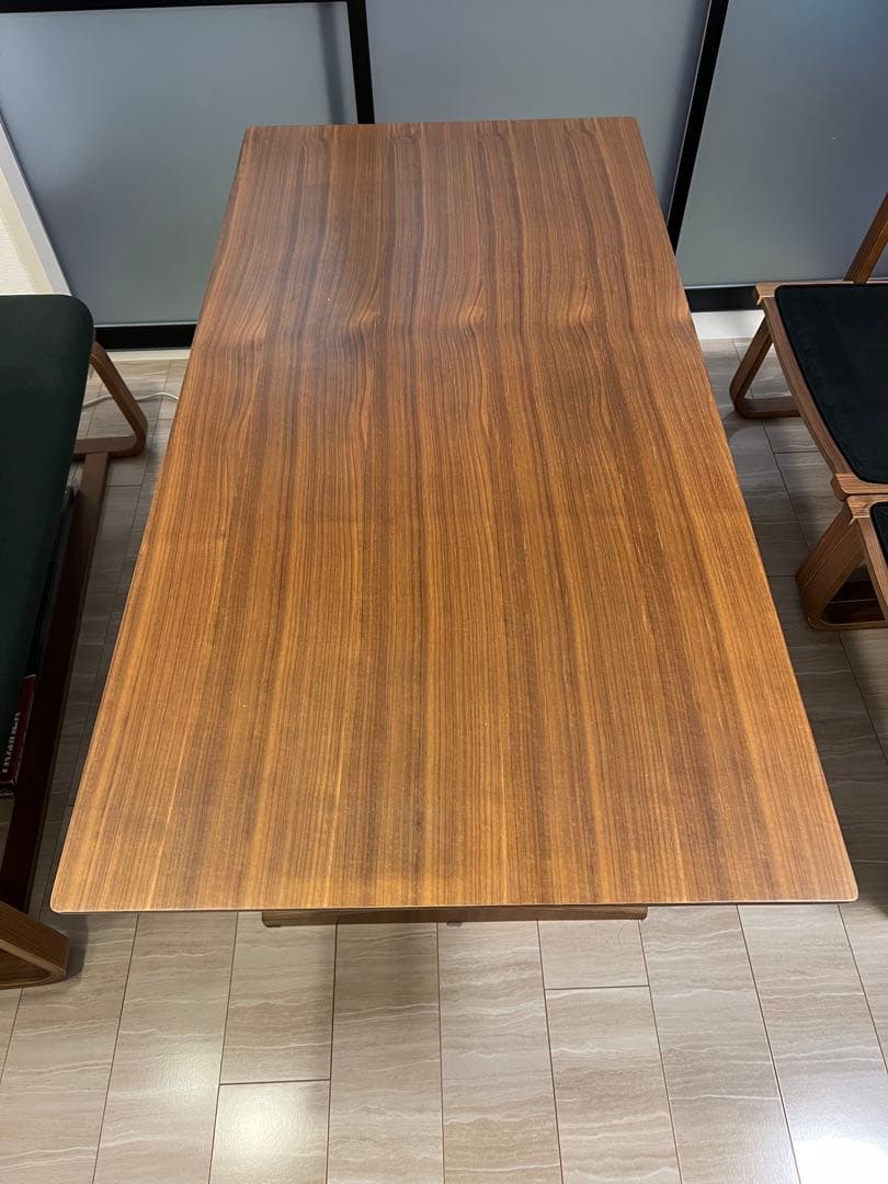 ランちゃん　ダイニングテーブル