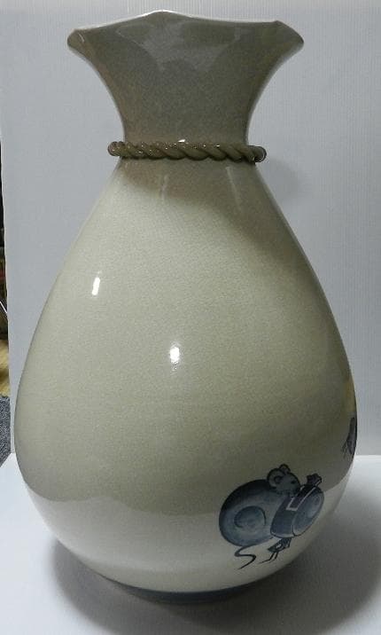 九谷焼　大きな陶器花瓶　壺
