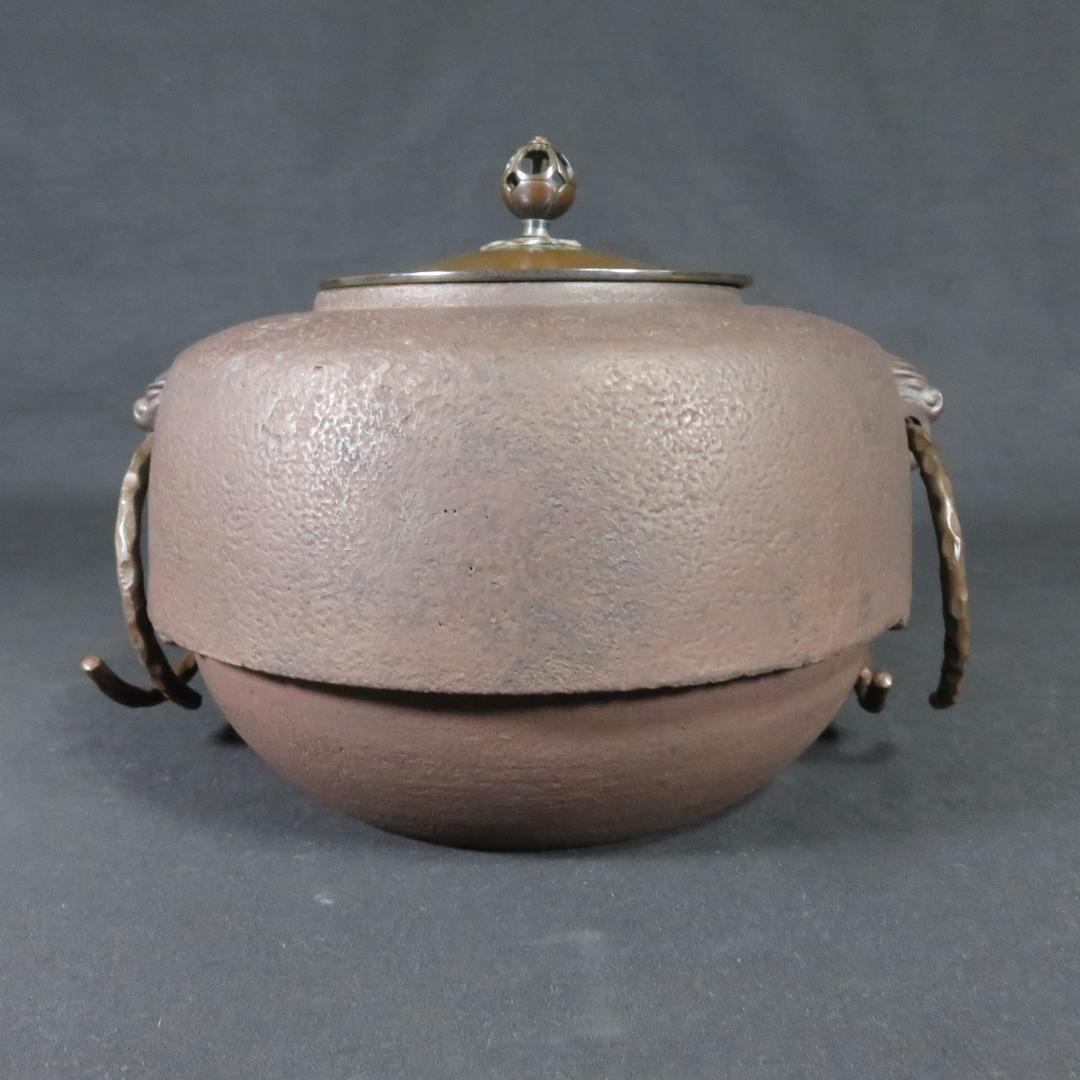 唐銅 切合鬼面風炉撫肩平丸釜添 一ノ瀬宋辰 畠春斎 錆あり 茶道具